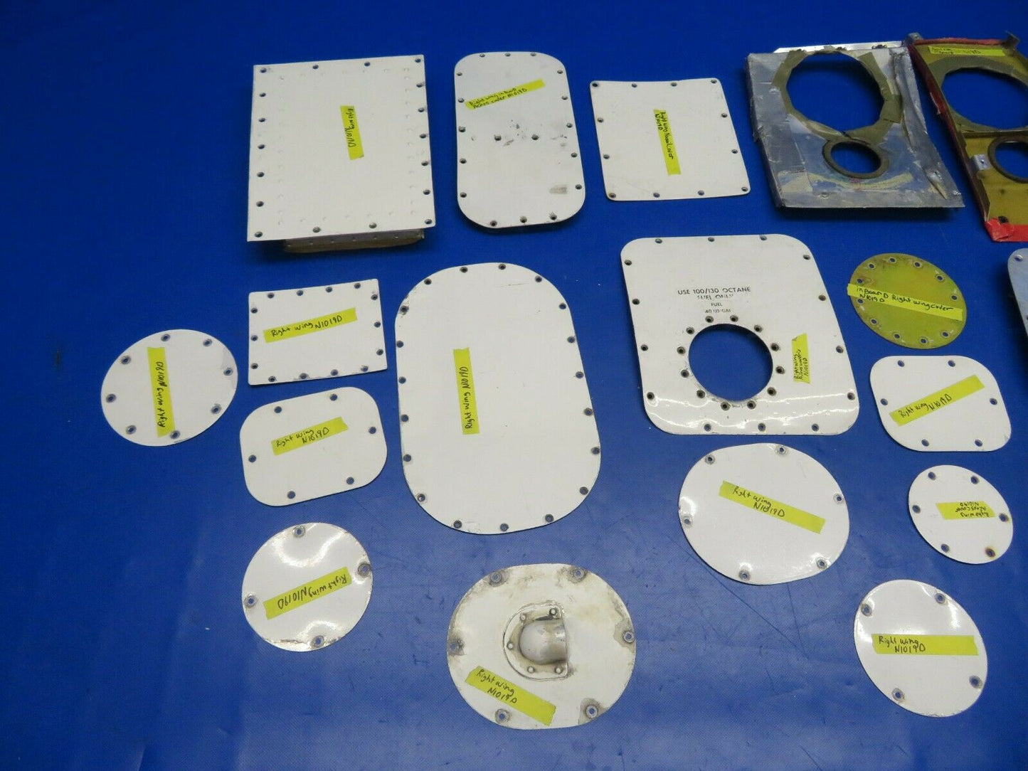 1962 Beech Baron 95-A55 Inspection Panels RH Wing 1 LOT (0420-374)