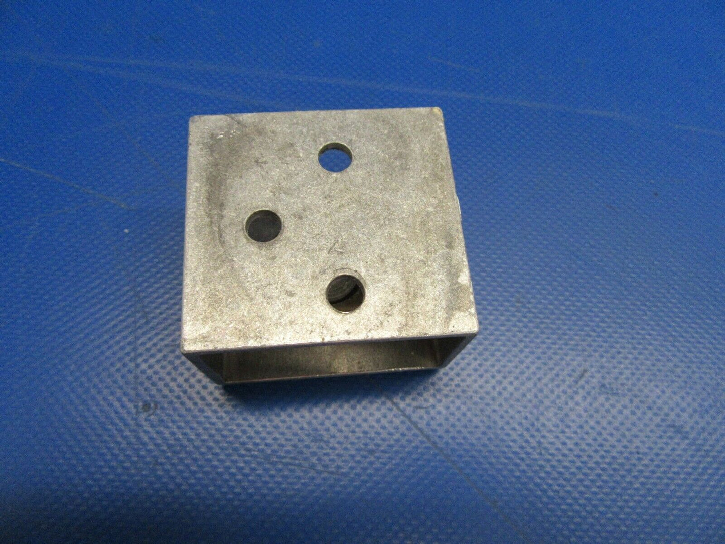 Diamond DA40-180 Cowl Latch (0419-321)