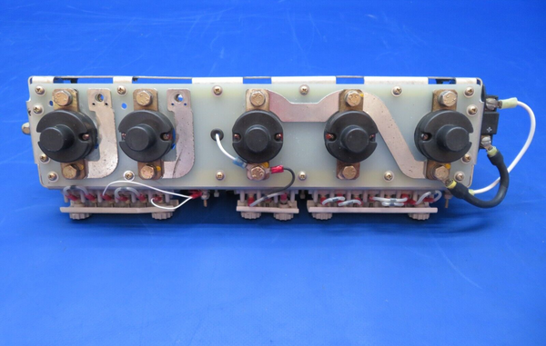 Diamond DA-42 Center Relay Panel 28v P/N D60-2463-40-00_01 (0623-480)