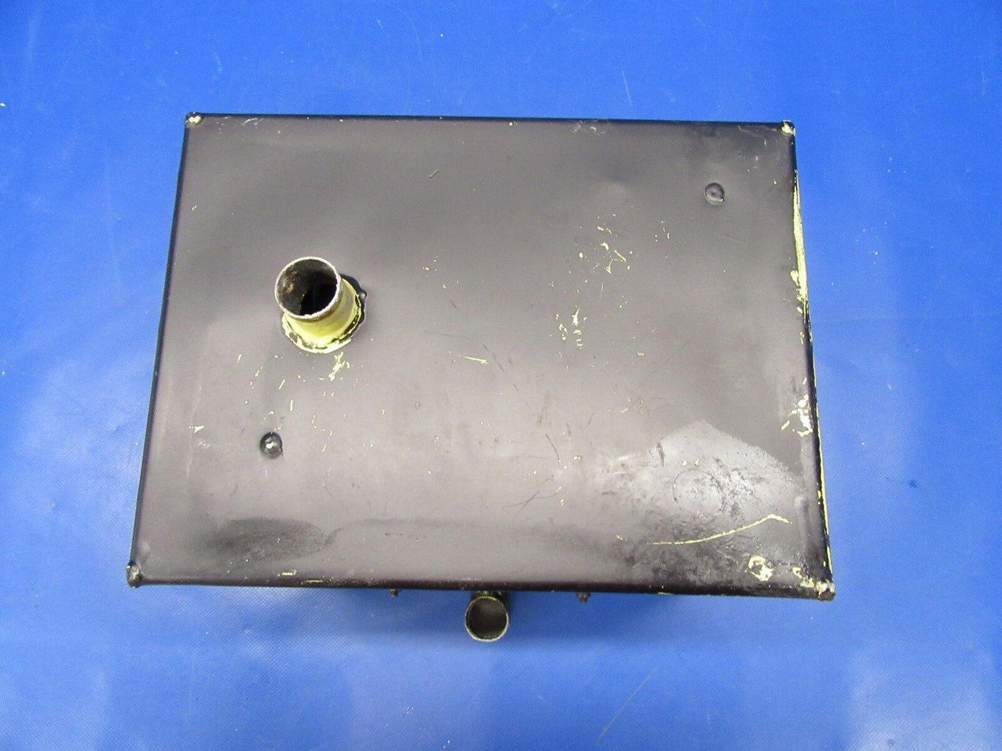Beech C24R Sierra Battery Box P/N 105-364022-7 (0119-291)