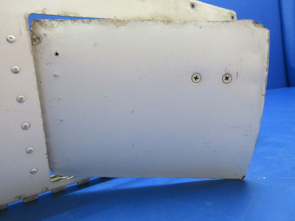 Cessna 401 Panel LWR Cowl LH INBD RH OTBD P/N 0851170-200 FOR PARTS (0523-595)