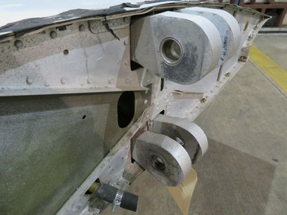 1979 Cessna T210N Right Hand Wing Structure P/N 1221222-18 (0521-104)