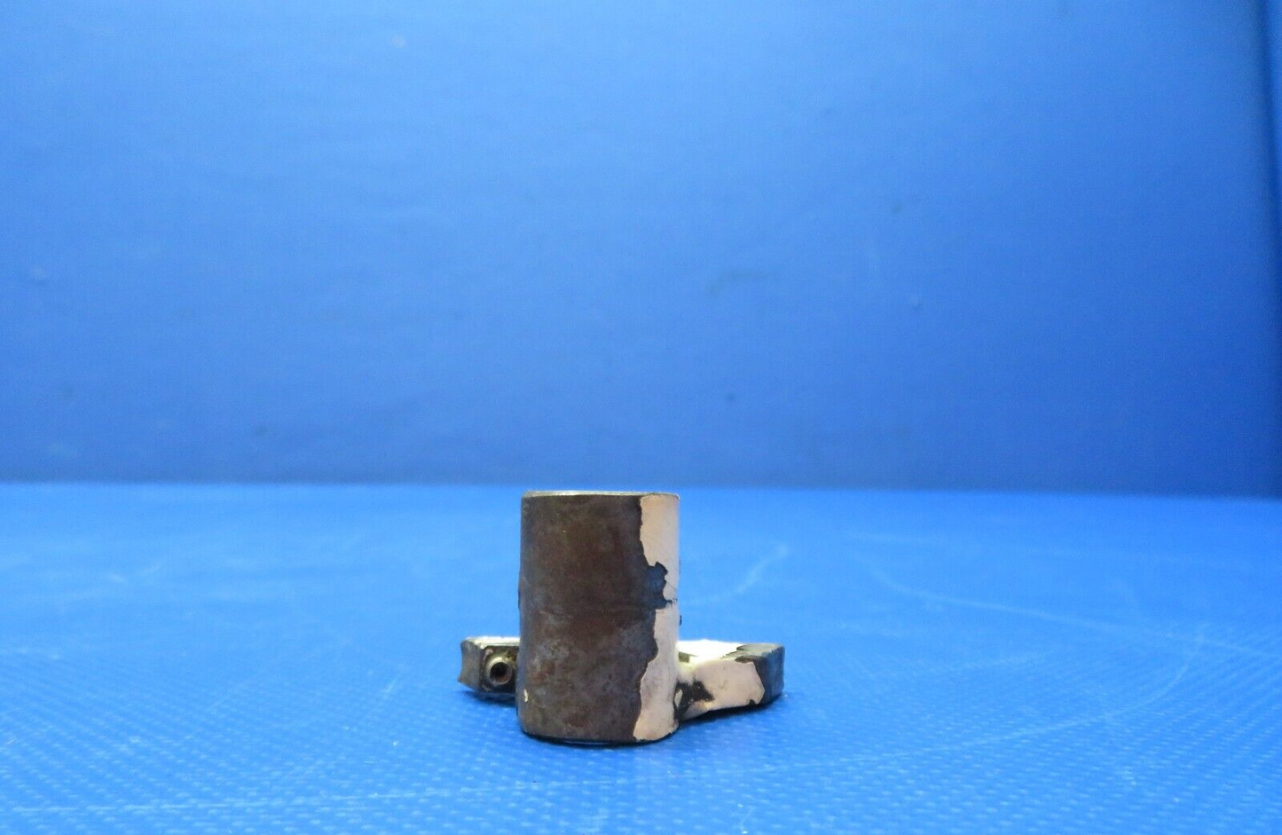 Cessna 401 / 401A Spacer Assy Main Gear P/N 5041121-2 (0124-171)