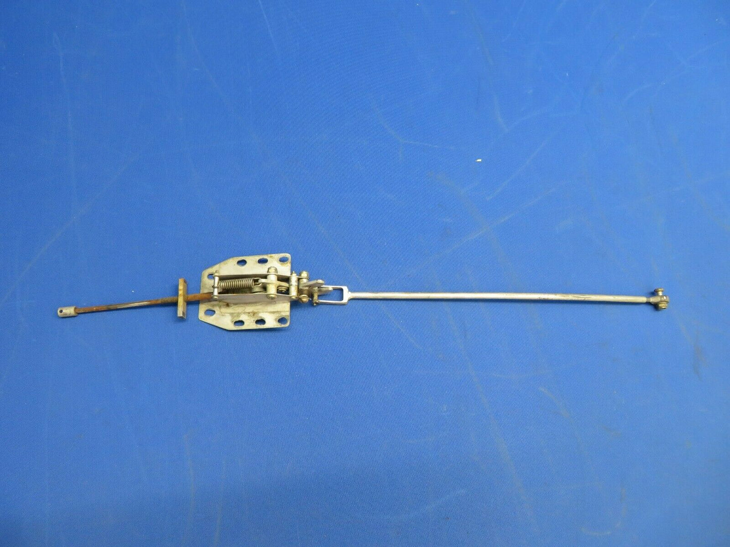Rockwell Commander Cabin Door Latch AFT LH P/N 43700-1 (1020-490)