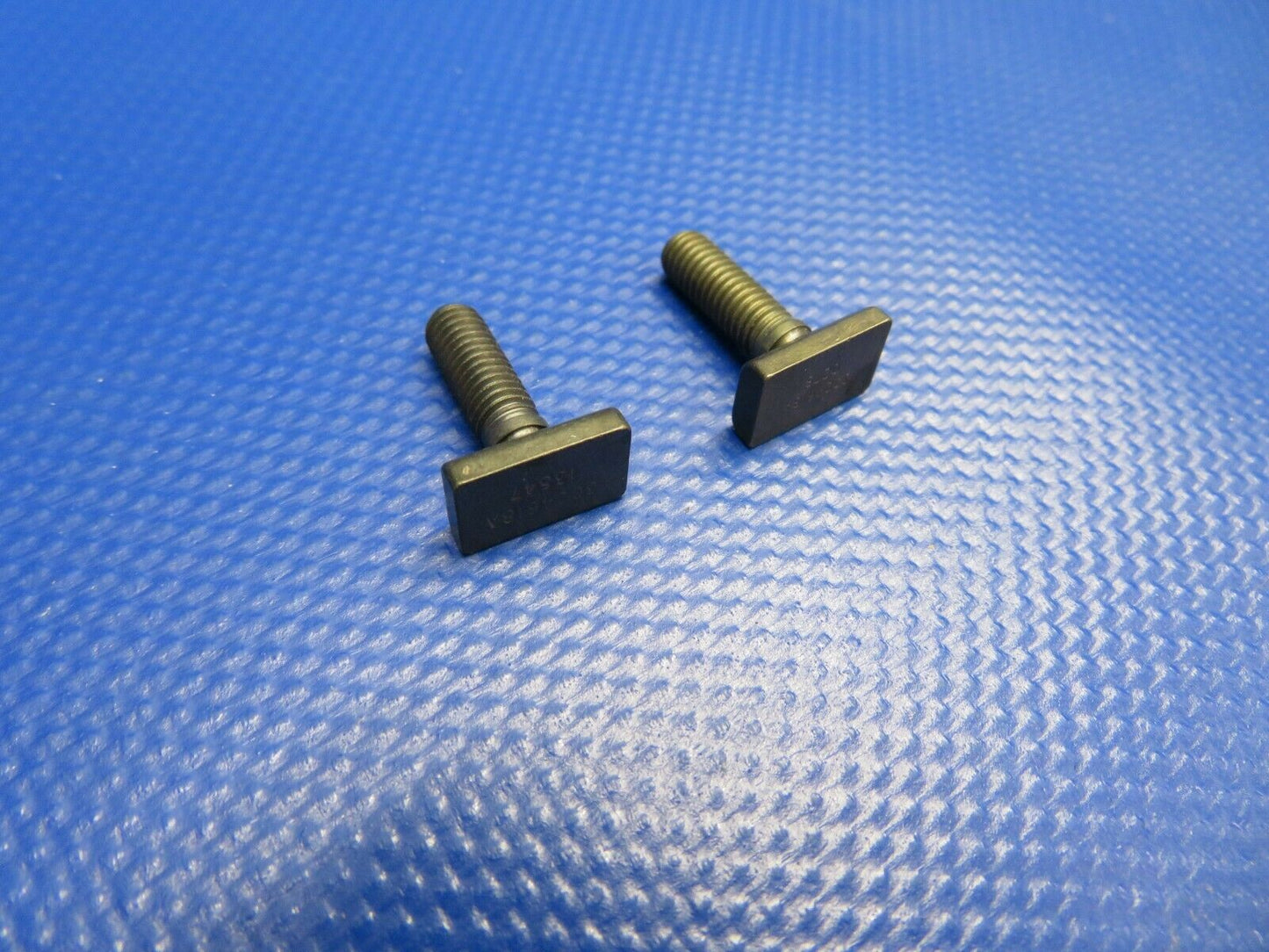 Cessna / Beech Pratt & Whitney Bolt P/N 3024618 LOT OF 2 NOS (1120-426)