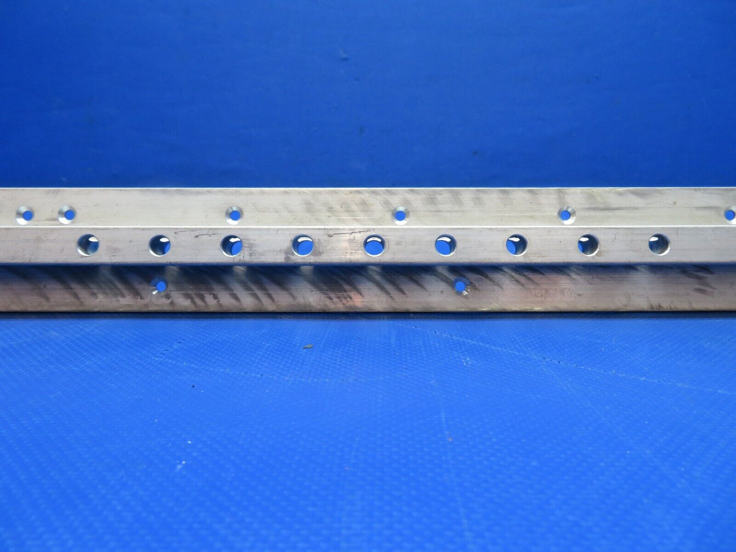 Beech Seat Track Assy P/N 169-400005-359 NOS (0224-1471)