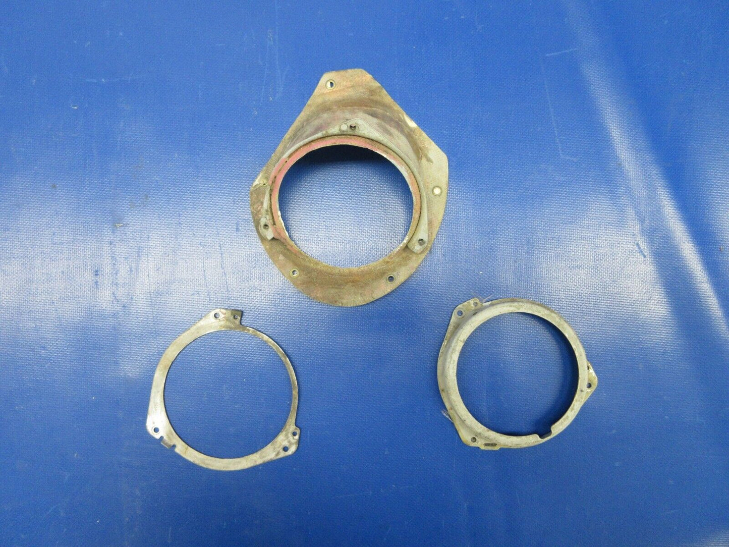 Cessna 210 Landing Light Support Assy RH P/N 1252014-36 (1223-635)