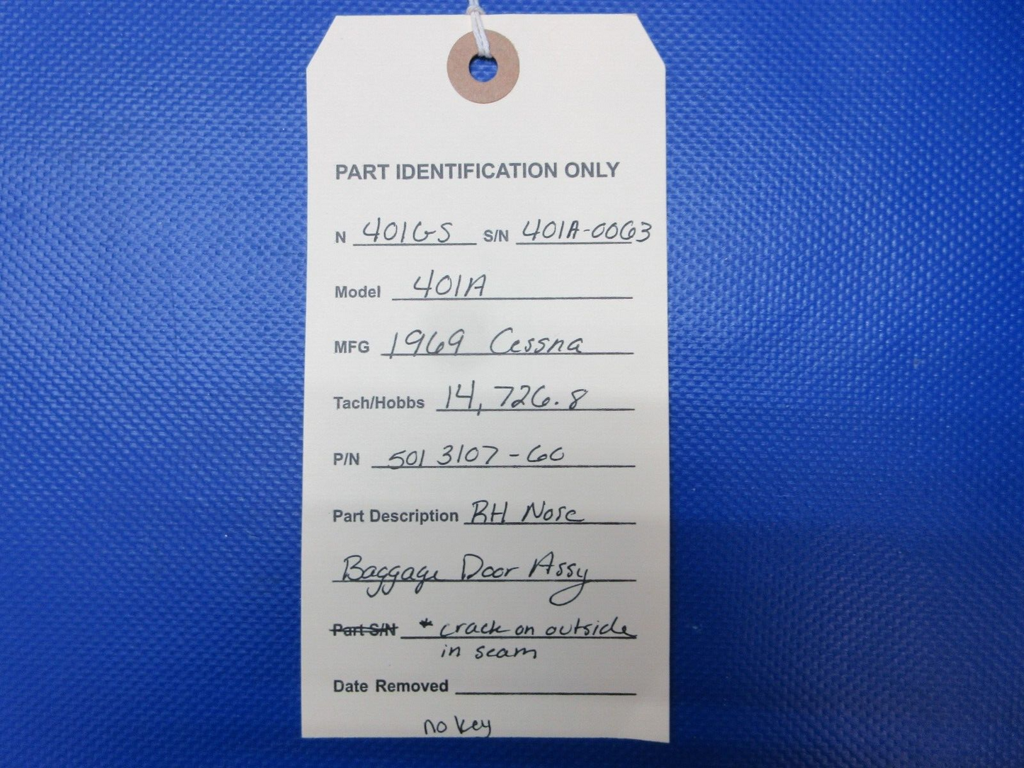 Cessna 401 / 401A RH Nose Baggage Door Assy P/N 5013107-60 (1223-1483)