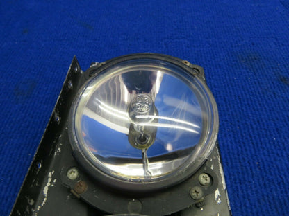 Cessna 210 Dual Landing Light Assy w Bulbs (0322-480)