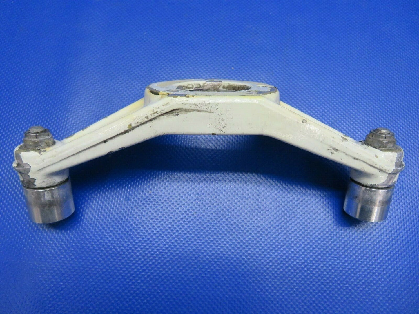 Piper PA-32R-300 Lance Nose Gear Steering Arm P/N 44386-03 (0121-430)
