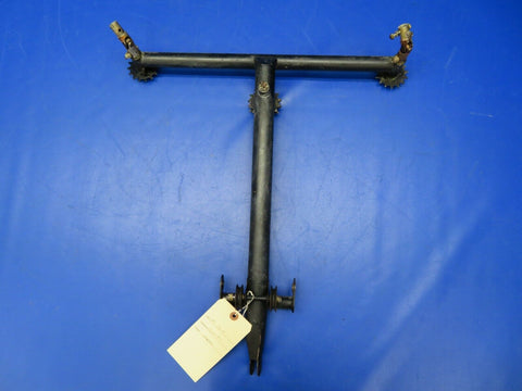 Piper PA-28R-180 Arrow Control Column P/N 67219-00, 67219-000 (0621-917)