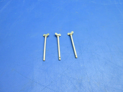 Piper Stud P/N 487-604 LOT OF 3 NOS (0923-918)