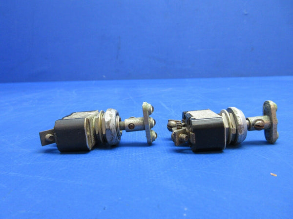 Cessna 310 / 310I Toggle Switch P/N AN3027-3 LOT OF 10 (0823-101)