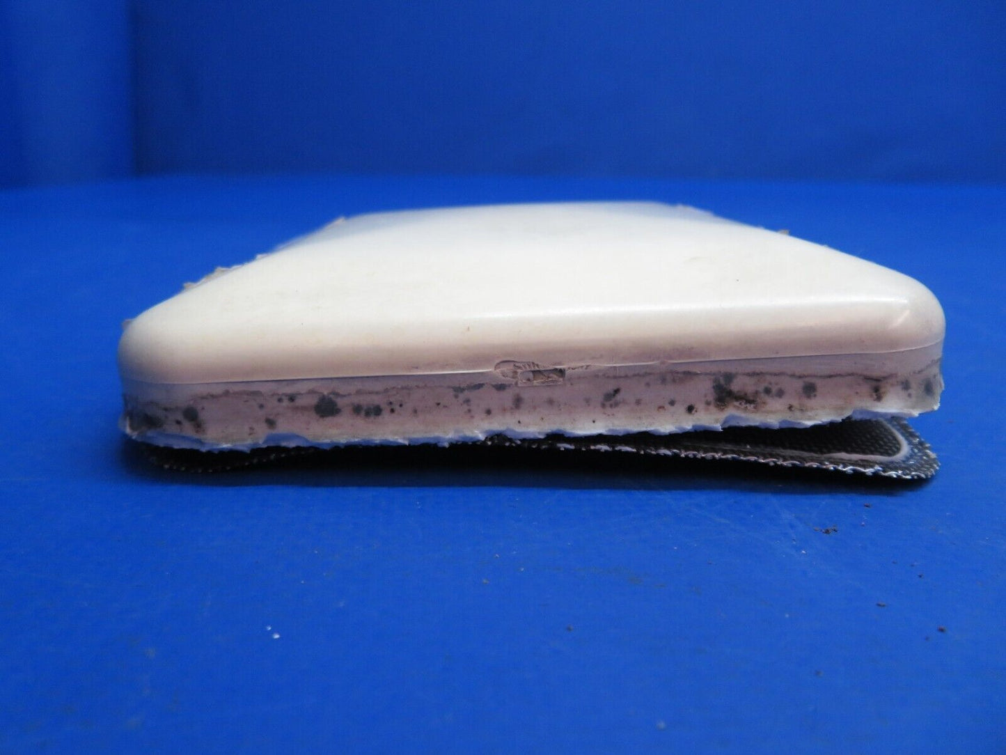 Piper PA-34-200T Seneca Trimble Navigation GPS Antenna P/N 16248-20 (0223-988)