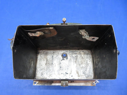 Piper PA-28-140 Battery Box Assy w/ Lid P/N 63888-00 (1123-161)