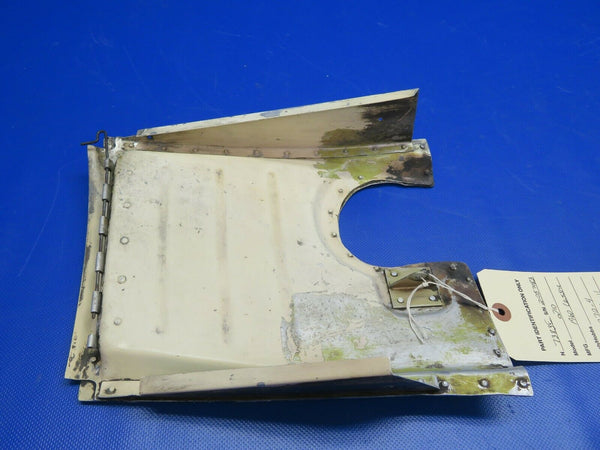 1960 Cessna 210 Cowl Flap RH P/N 1213070-4 (0321-102)