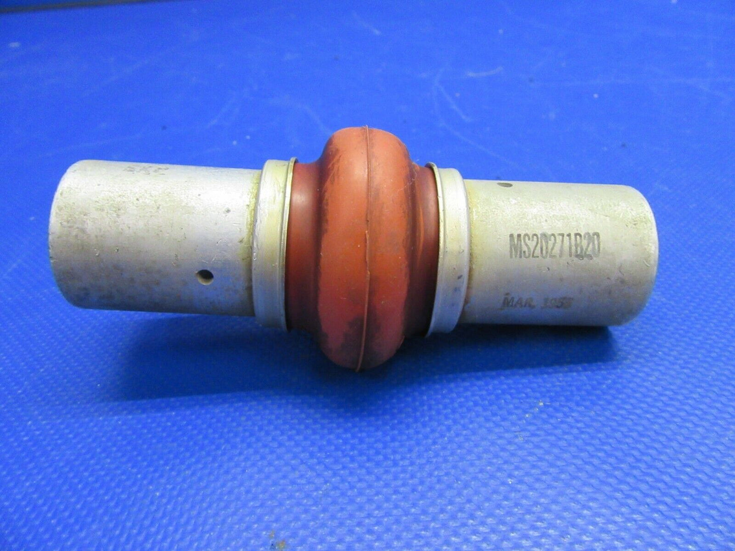 Apex Universal Joint 1-1/16" ID x 1-1/4" OD P/N MS20271-B20 (1121-396)
