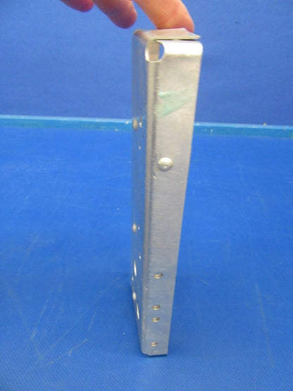 Cessna 182 Bulkhead P/N 0713603-1 NOS (0918-226)