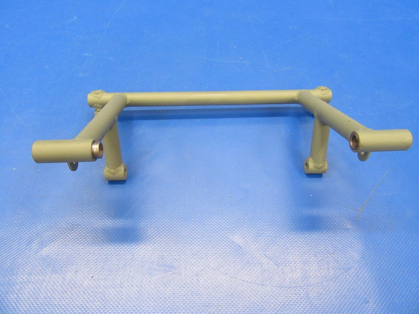Cessna R182 Nose Gear Door Actuator P/N 2213022-14 (0917-19)