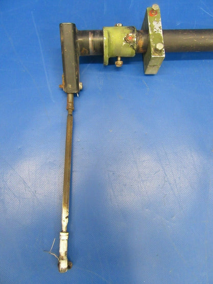 Piper Cherokee 140 Flap Torque Tube Assy 62705-000 (0419-212)