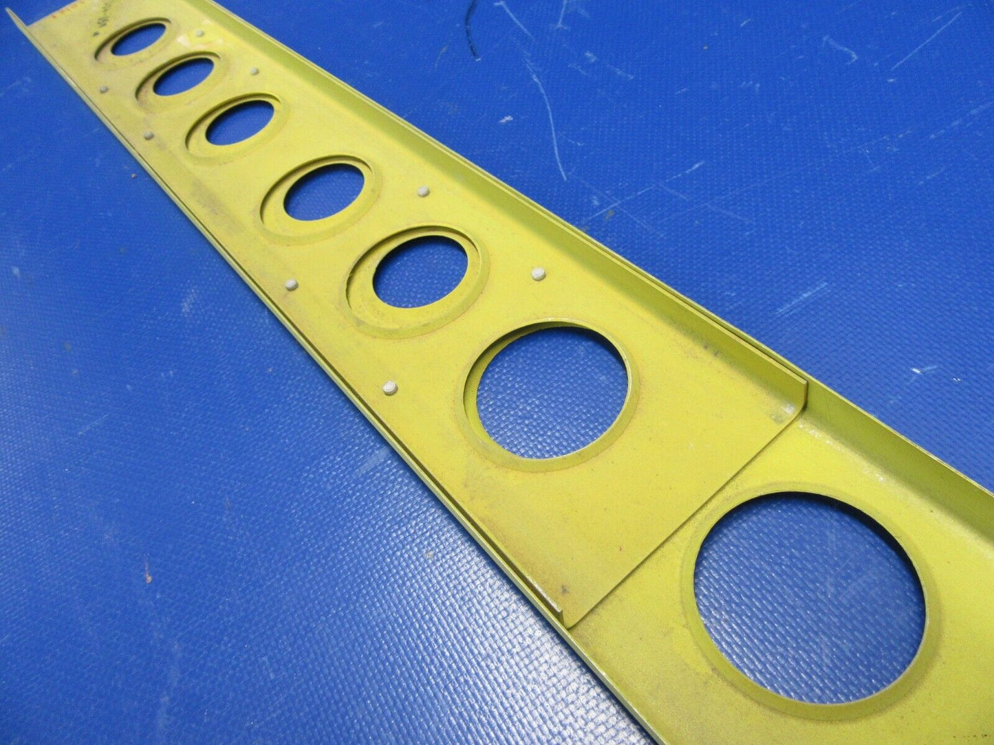 Piper PA-23 RH Flap Spar Assy - NOS P/N 17104-37 (1123-14)