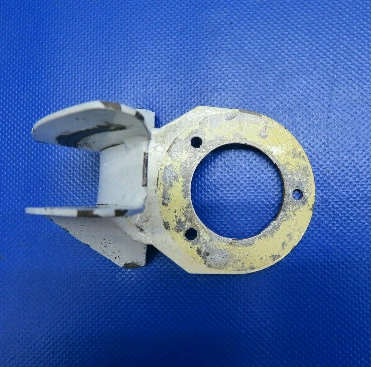 Piper PA-32R-300 Lance Bracket Nose Gear Aligner Guide P/N 67107-00 (0121-419)