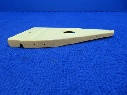 Beech Flap Hinge Bracket P/N 35-165050-31 NOS (0722-40)