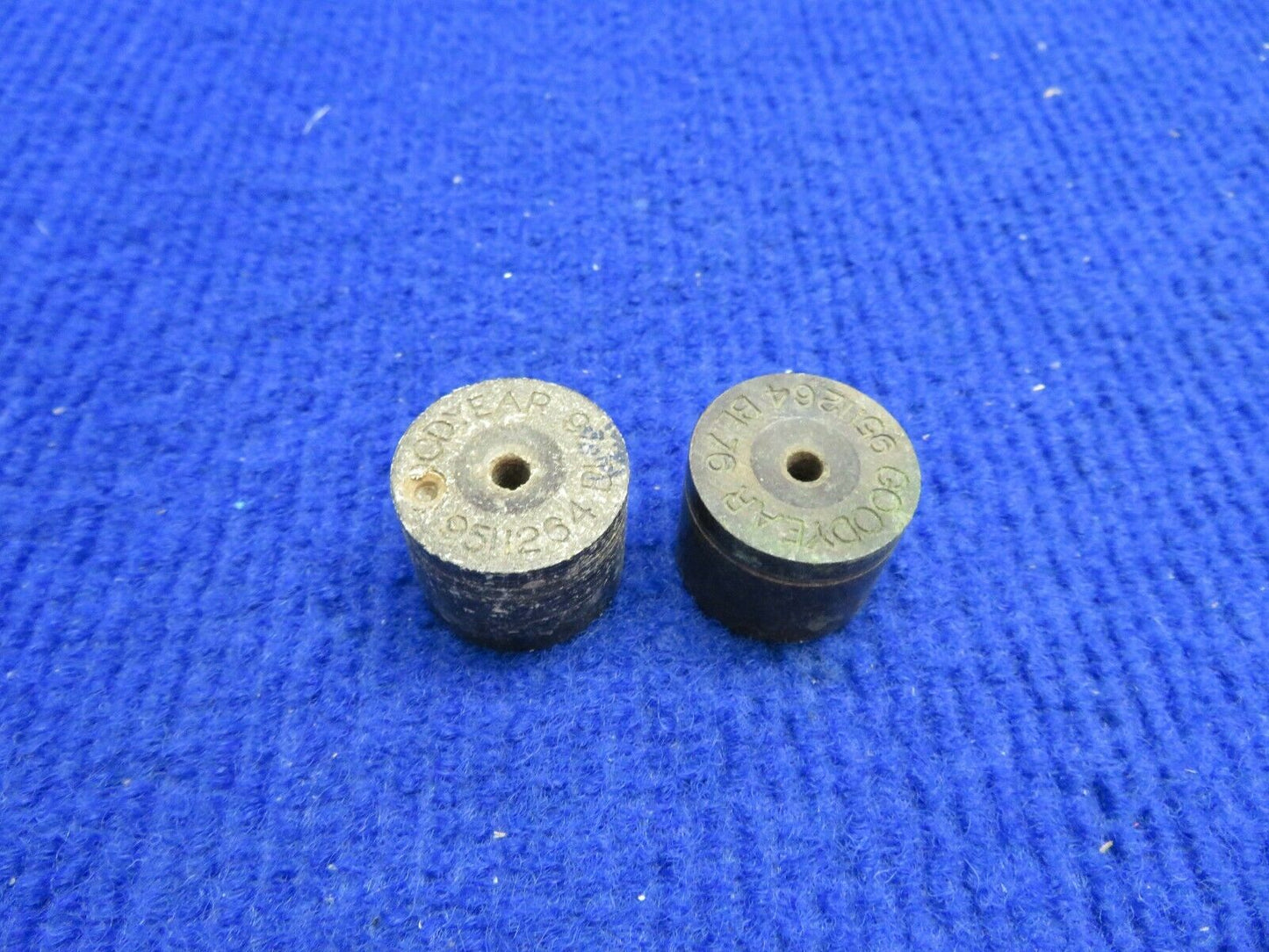 Goodyear Brake Lining LOT OF 2 NOS P/N 9511264 (0322-449)