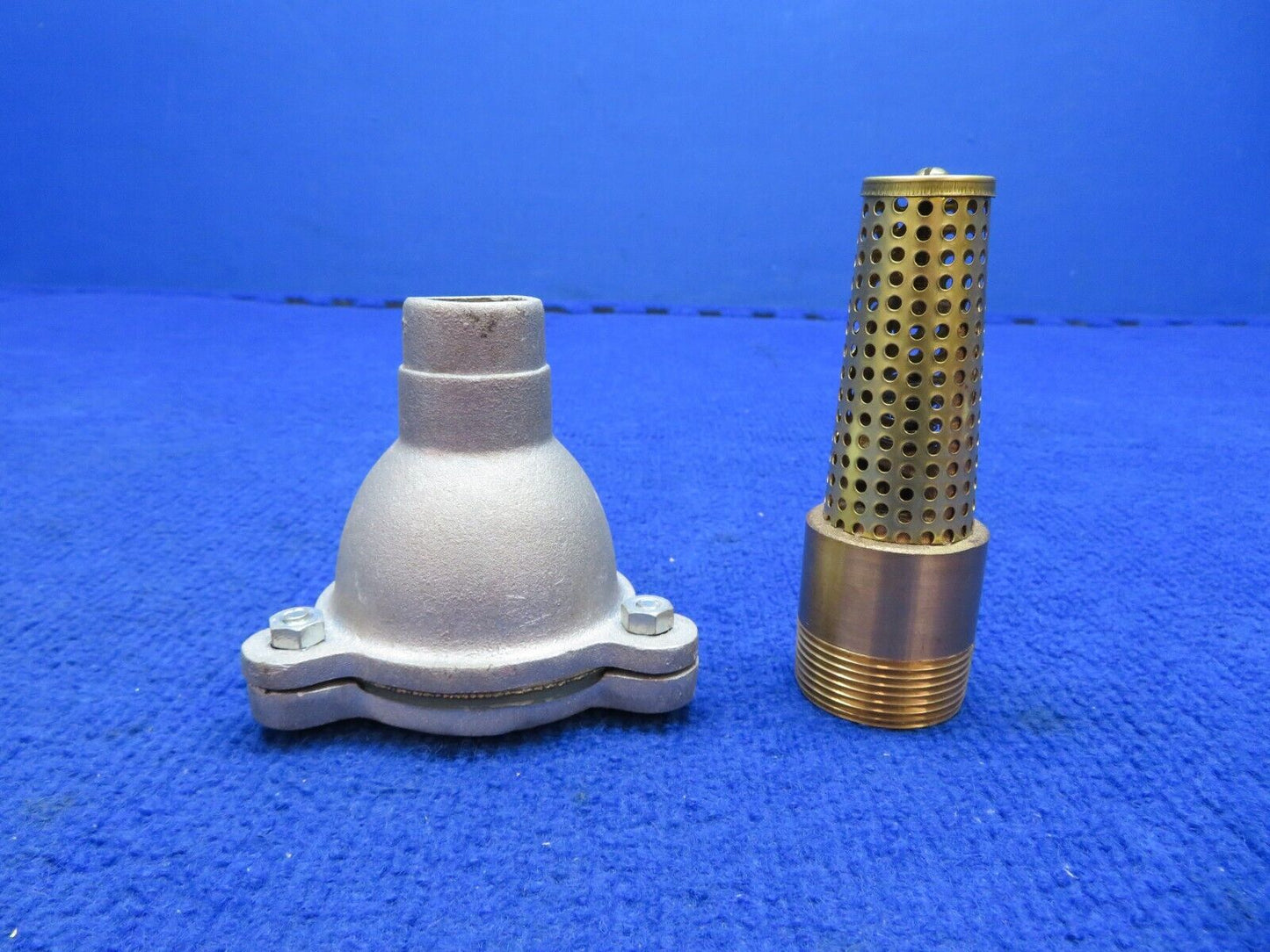 Ball Bearing Pump and Foot Valve P/N 3142 NOS (0622-940)