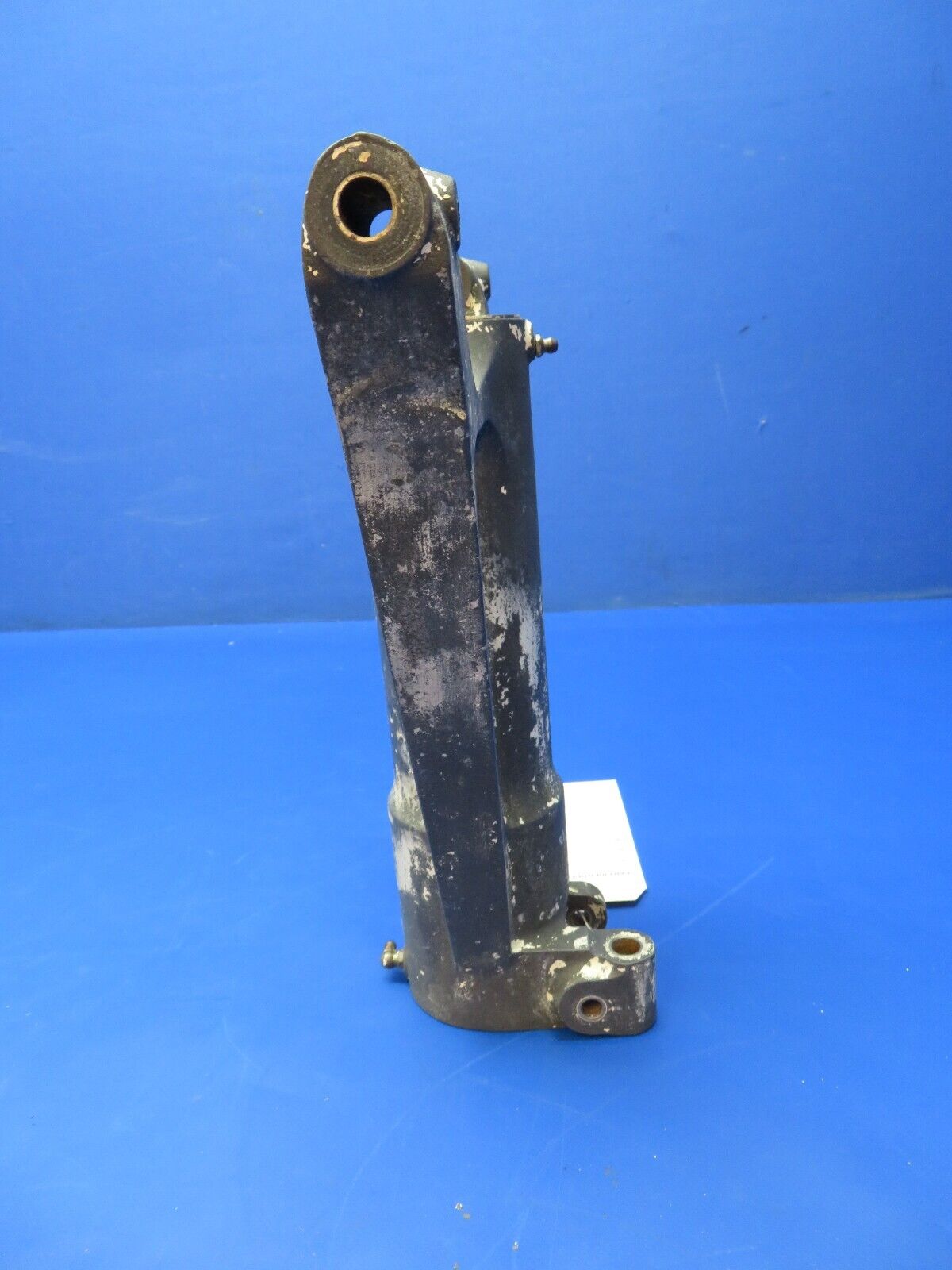 Beech Nose Landing Gear Strut / Brace Assy P/N 95-824005-3 (1122-458)