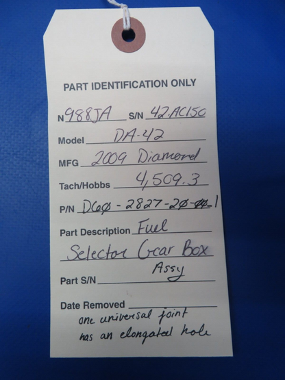 Diamond DA-42 Fuel Selector Gear Box Assy P/N D60-2827-20-00_1 (0623-554)
