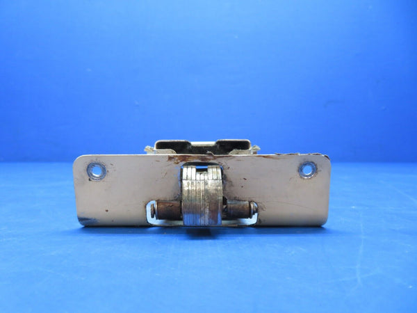 Piper PA-28-140 Cherokee Cabin Door Latch Assy P/N 68188-00 (1123-175)