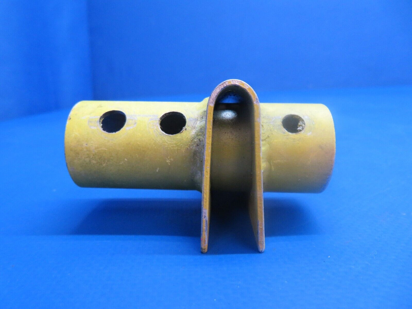 Lake LA-4-200 Inboard Flap Actuator Arm P/N 27811-3 (1222-762)