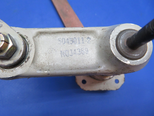 Cessna 310 / 310Q Crank LH MG Door Actuator Retract P/N 5045001-9 (0823-775)