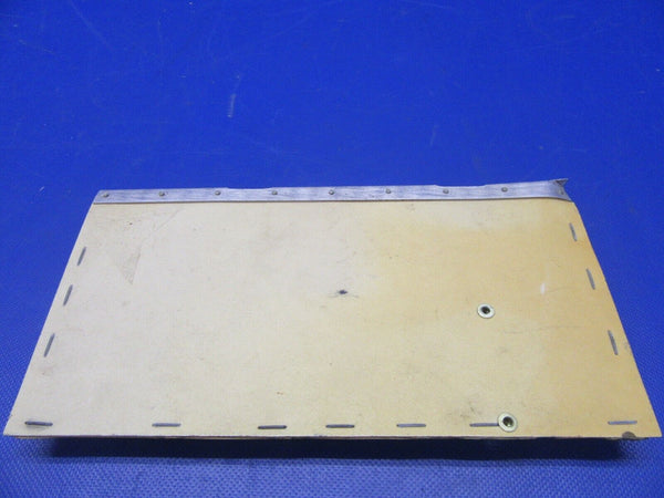 Beech 95-B55 Baron Radio / Avionics Heat Diffuser (0621-54)