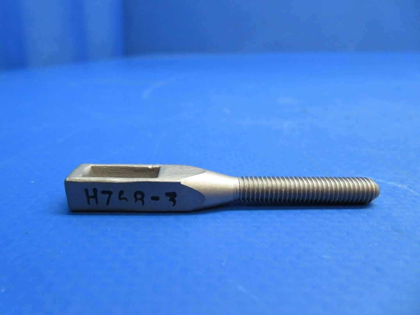 Piper Hartwell Cowling Eye Bolt P/N H768-3, 453-195 LOT OF 4 NOS (1022-639)