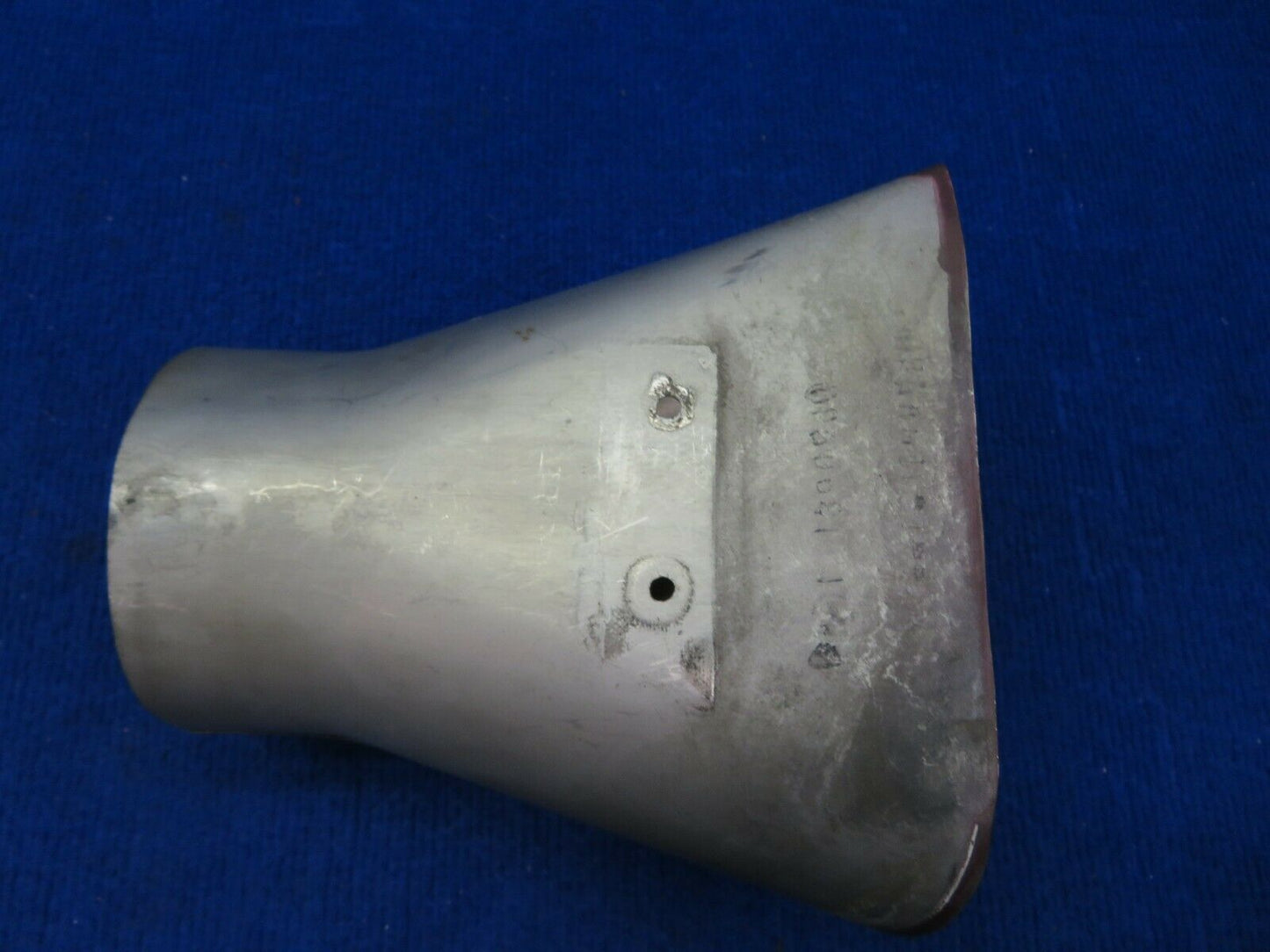 1956 Cessna 310 Diffuser Outboard Exhaust P/N 0850621-1 (0422-498)