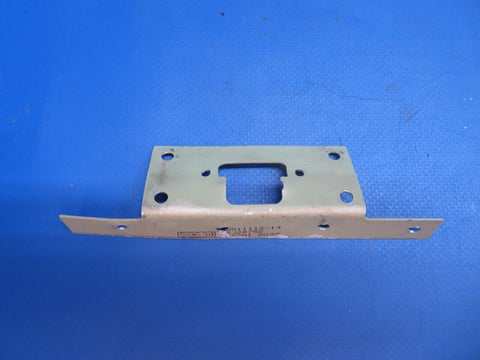 Cessna 172 / 172E Plate Assy Cabin Door Latch P/N 0511112-14 (0223-601)