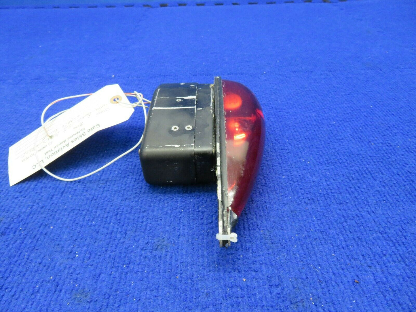 Beech 58 Baron Grimes Light Assy P/N 40-0127-1 FOR PARTS (0322-547)