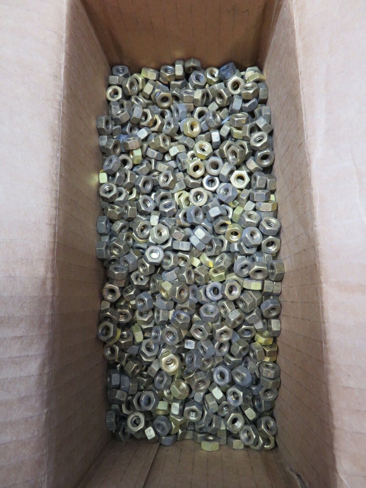 Brass Hex Nuts 1/4-20 LOT OF 1,300 NOS (0922-309)