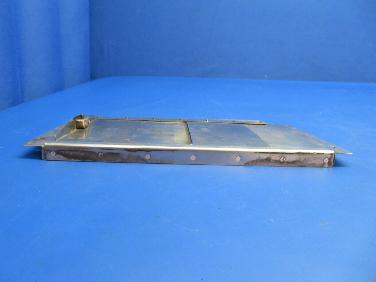 Brantly B2B Helicopter Oil Cooler Door - Sliding (1022-843)