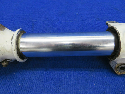 1956 Cessna 310 Main Landing Gear RH P/N 0841000-96 (0422-76)