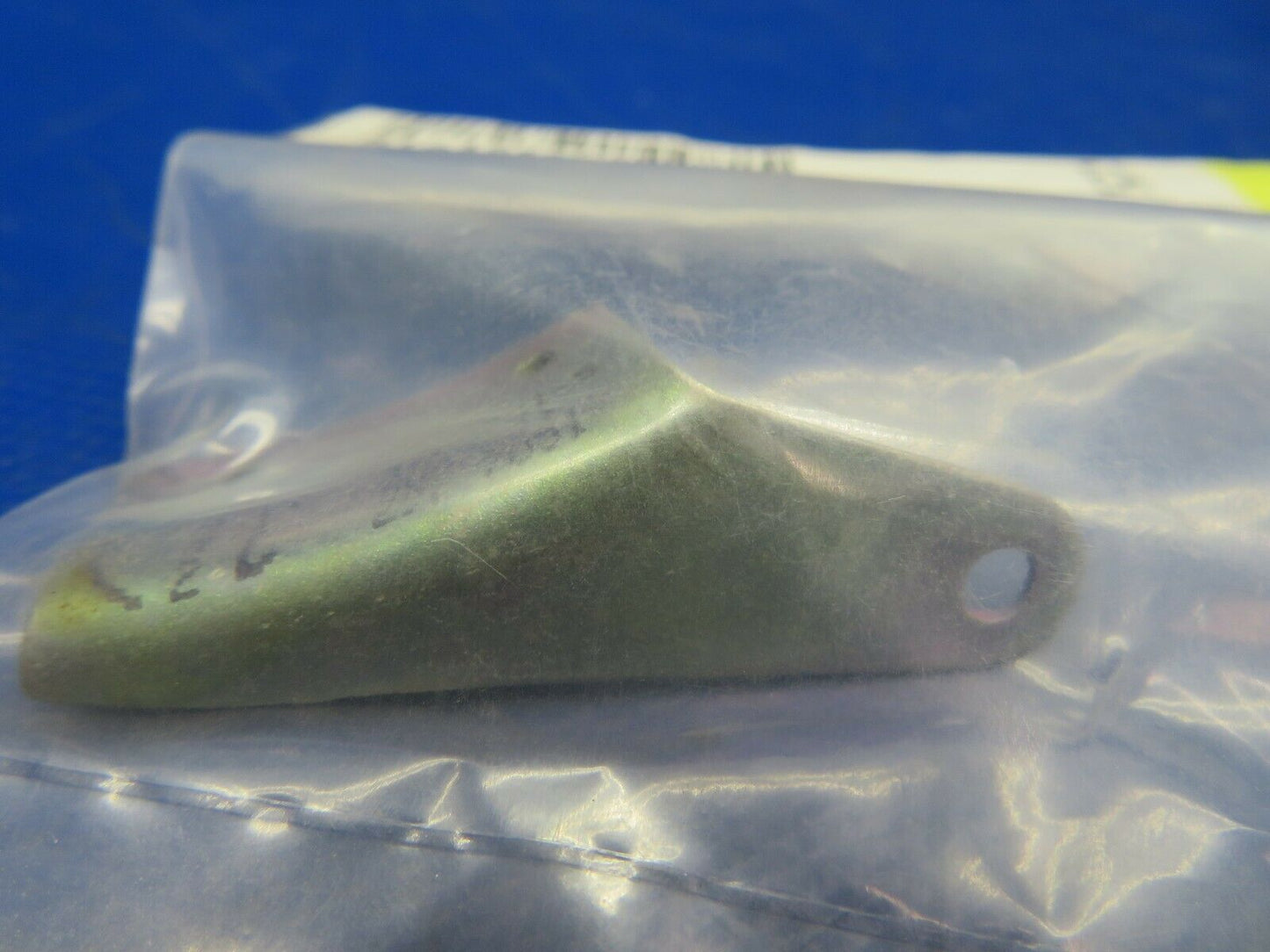 Cessna Bracket P/N 1250701-5 NOS (0720-582)