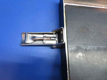Cessna 120 Battery Box Assy w/ Lid P/N 0412146 (0423-47)