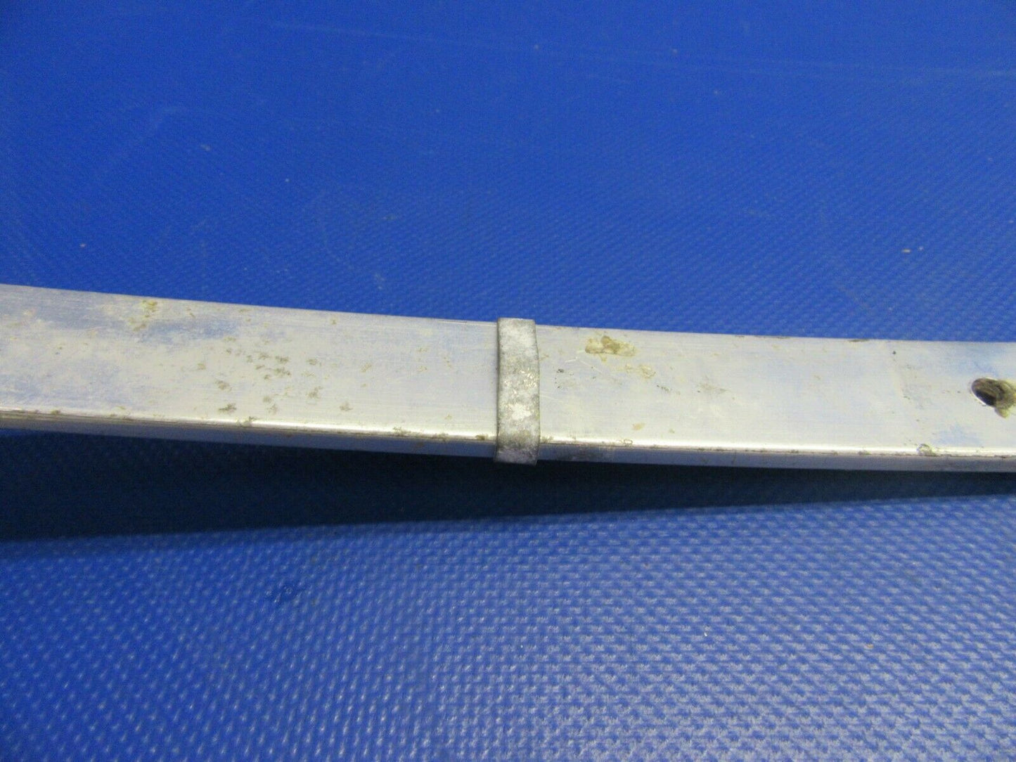 Cessna 172 / 172C Strip Windshield Inside Center P/N 0513300-20 (0821-613)