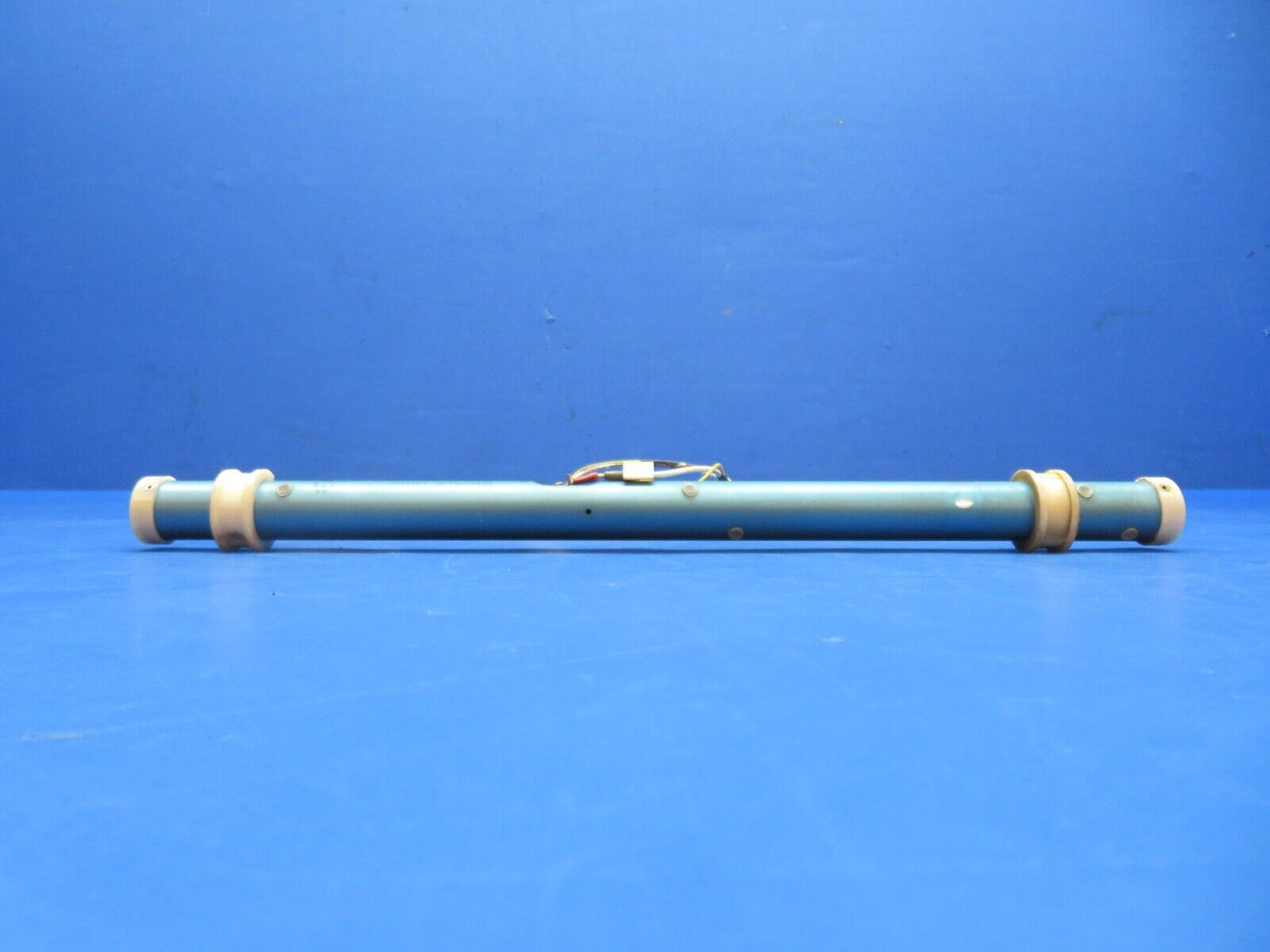 Cessna 310 / 310Q CAS Sensor Main Fuel Gauging w/ Cable 9910082-3 (0823-654)