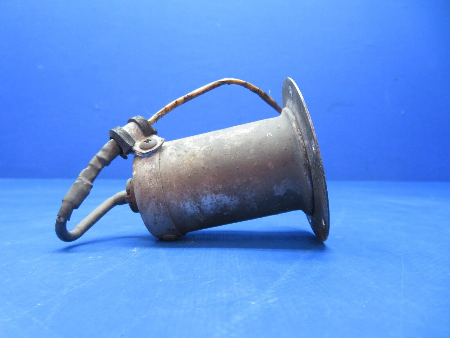 Cessna 310 / 310F De-Ice Light Assy P/N 0820501-5 TESTED (1123-309)