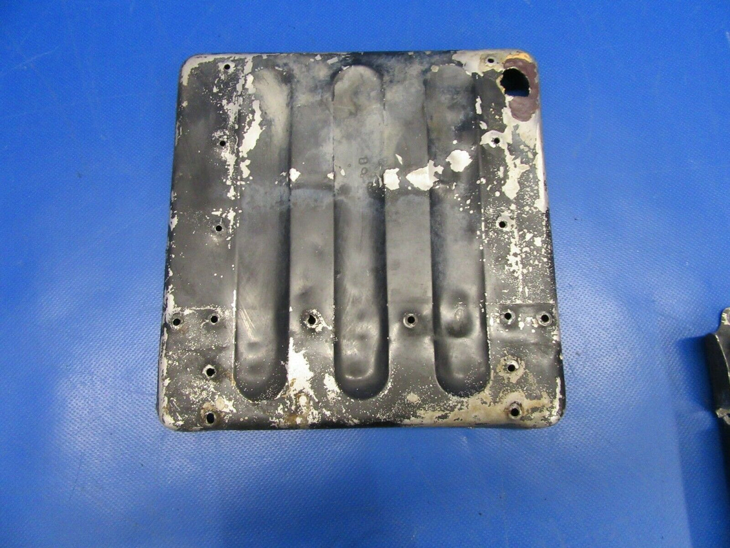 Cessna P210N / 210 Battery Box Lid & Cover w/ Plug & Relay 1250952-7 (1019-116)