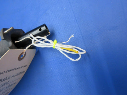 Cessna 172 / 172I Control Wheel / Yoke w/ Support P/N 0513239-5 (0923-889)