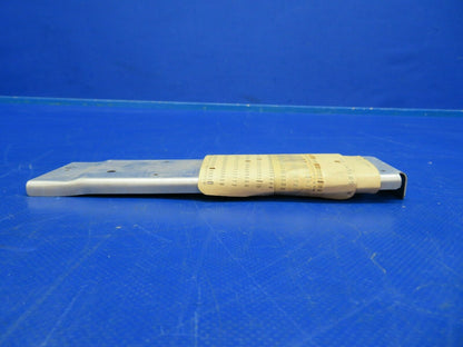 Cessna 182 Channel RH P/N 0713682 NOS (0720-675)